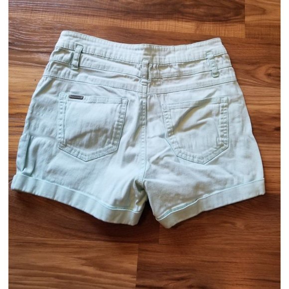 Celebrity Pink Shortie Shorts Light wash Triple button Stretch cuffed 5 #1082 - Picture 3 of 5